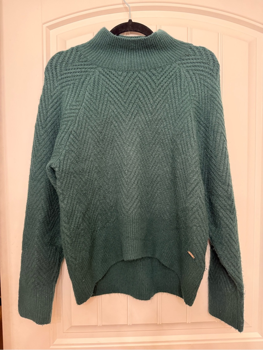 Abercrombie & Fitch Sweater